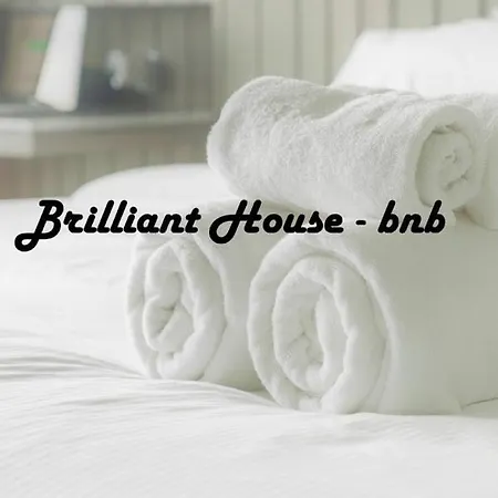 Brilliant House アパート *